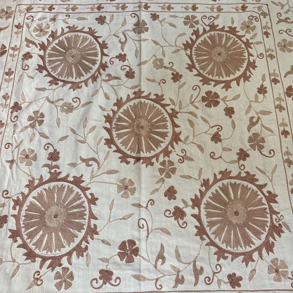 Pottery Barn Table Throw Embroidered 50 x 50 Arella Topper Scarf Cover Floral